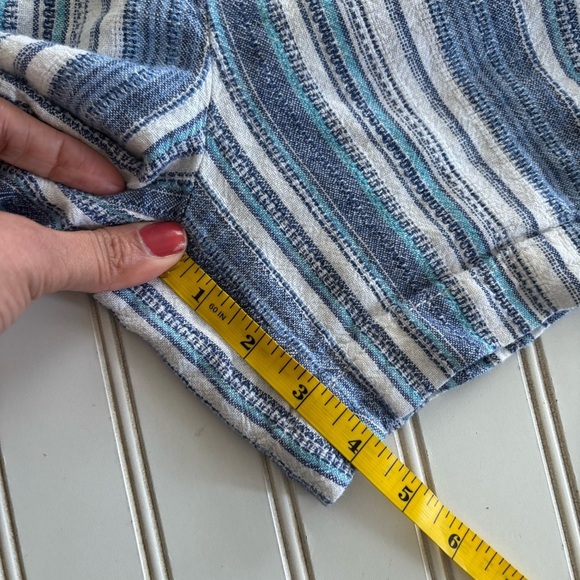 Briggs New York Linen Blue and White Striped Shorts - Picture 10 of 10